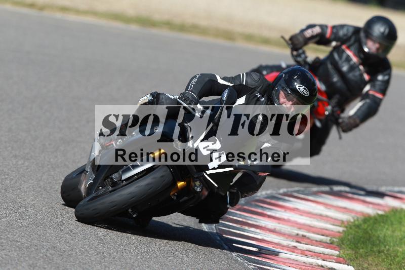 /Archiv-2022/64 19.09.2022.09 Plüss Moto Sport Yamaha Fun Day ADR/Sportfahrer/84